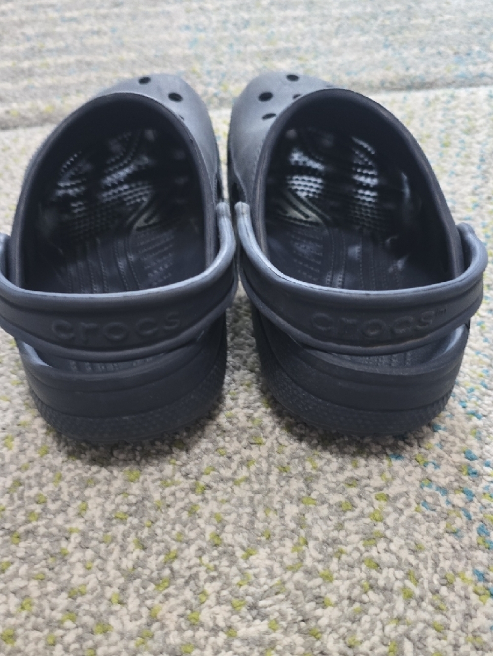 CROCS Kids' Navy Classic Clog Sandals Size 2 - Picture 5 of 9